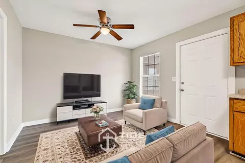 2220 Van Buren Ave, North Charleston, SC 29406