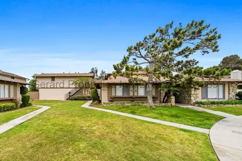 7242 Toulouse Dr, Huntington Beach, CA 92647