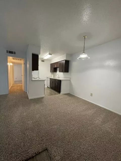 11900 Barwood Bend Dr, Houston, TX 77065