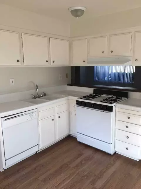 920 Glencliff St, La Habra, CA 90631