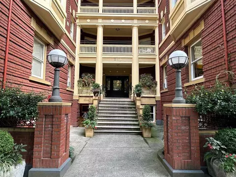 530 NW 23rd Ave, Portland, OR 97210