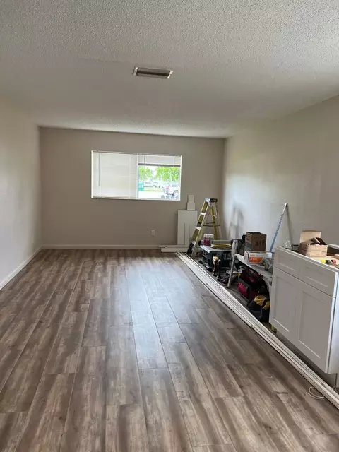 1412 SE 8th Ter, Cape Coral, FL 33990
