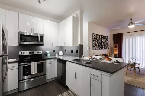 4900 E Oltorf St, Austin, TX 78741 photo 4