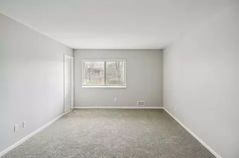 6423 Silverbrook W, West Bloomfield, MI 48322 photo 20