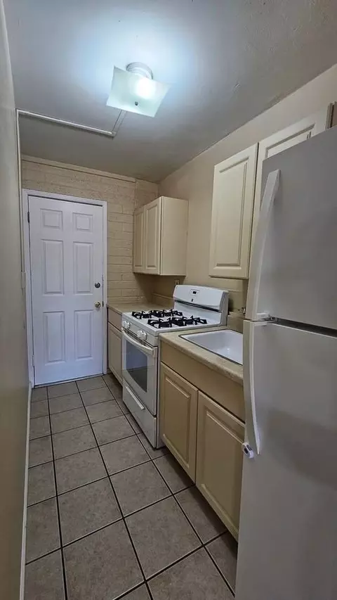 3414 E Bellevue St, Tucson, AZ 85716