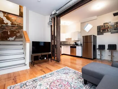 Pleasant St, Cincinnati, OH 45202