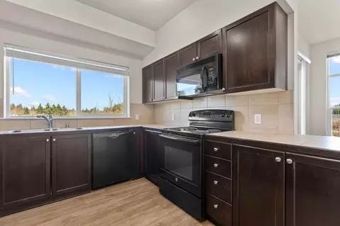 3301 132nd St SE, Eastmont, WA 98208