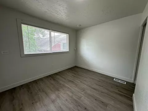 500 S Main St, Springville, UT 84663