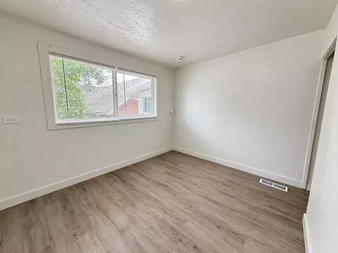 500 S Main St, Springville, UT 84663