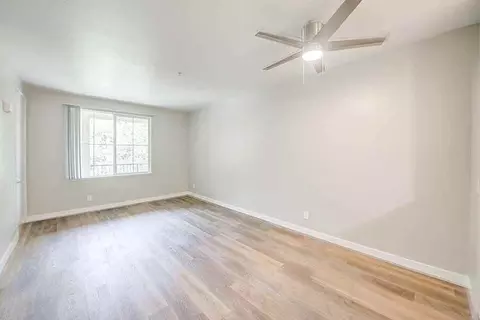 5065 Hidden Park Ct, Simi Valley, CA 93063 photo 6