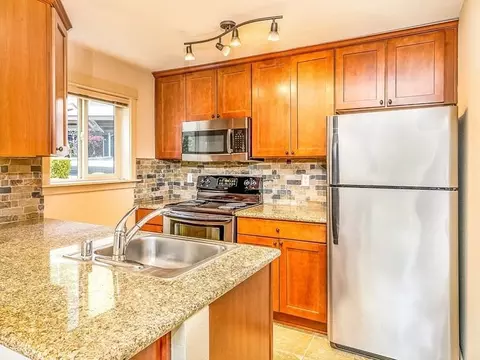 9627 NE 195th Cir, Bothell, WA 98011 photo 5