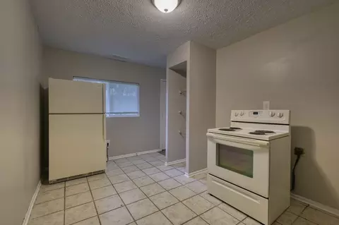 1020 E 13th Ave, Columbus, OH 43211