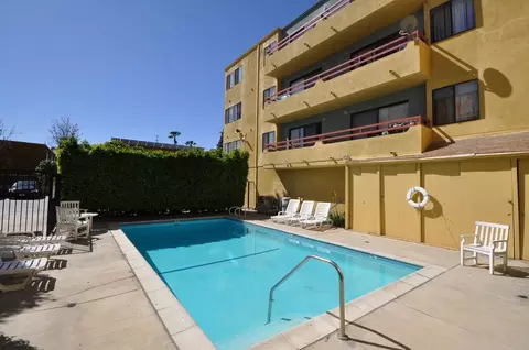 11760 Hamlin St, Los Angeles, CA 91606