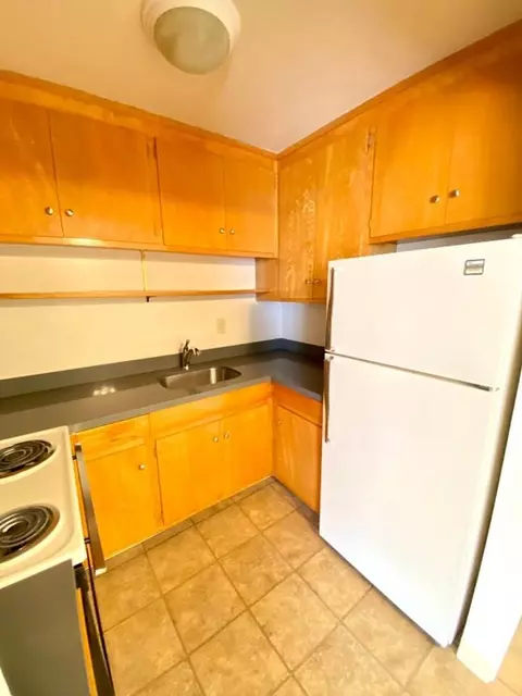 2311 Carlmont Dr, Belmont, CA 94002