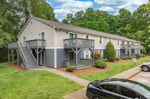 920 Highland Ave, Greensboro, NC 27403