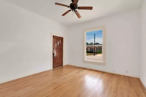 165 Division Ave, San Antonio, TX 78214