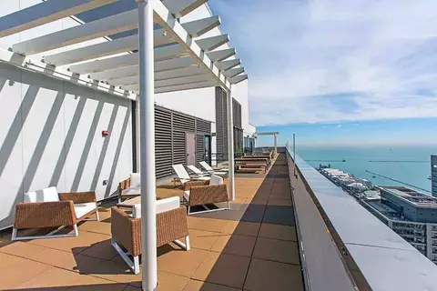 441 Erie St, Chicago, IL 60611 photo 3