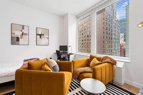 180 Water St, New York, NY 10038
