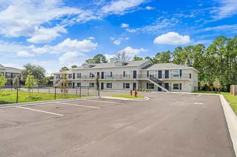484 Mercury Ave SE, Palm Bay, FL 32909