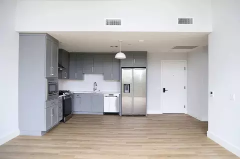 101 S Chapel Ave, Alhambra, CA 91801 photo 2