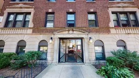941 W Agatite Ave, Chicago, IL 60640