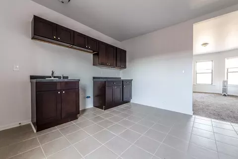 330 N Pine Ave, Chicago, IL 60644 photo 6