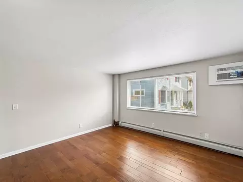 2019 Mckinley Ave, Lakewood, OH 44107