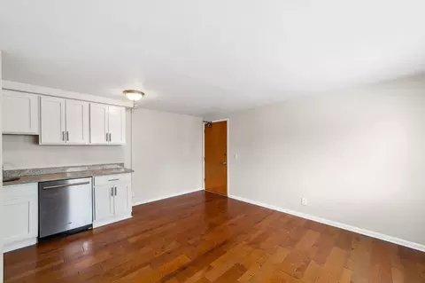 2019 Mckinley Ave, Lakewood, OH 44107