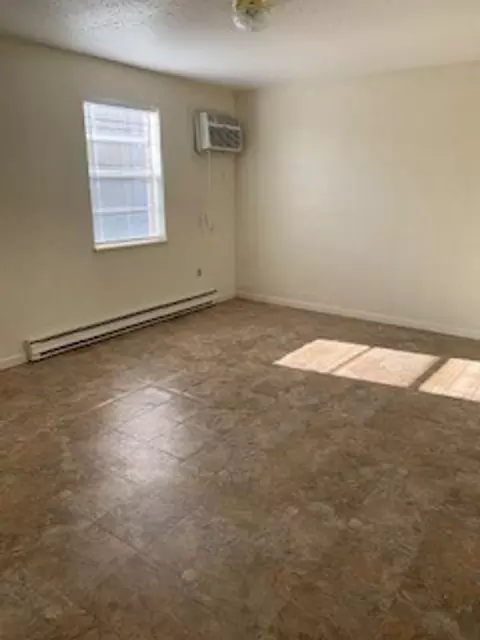2627 Poinsett Hwy, Greenville, SC 29609