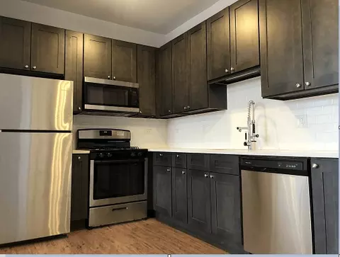 2001 W 18th Pl, Chicago, IL 60608