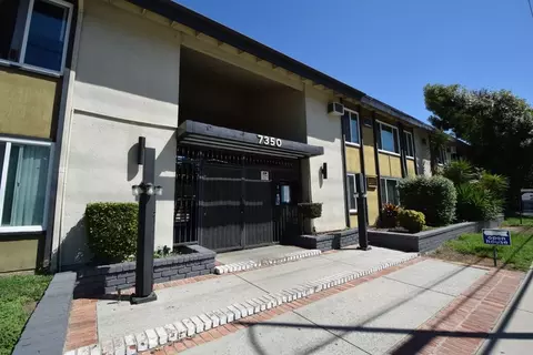 7350 Kester Ave, Los Angeles, CA 91405
