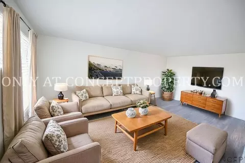 182 W 2400 N, Sunset, UT 84015