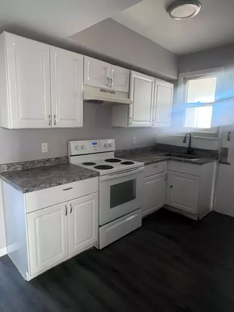 219 S Orchard St, Wallingford, CT 06492