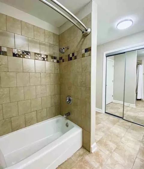 535 Maple Ave, Lisle, IL 60532 photo 24
