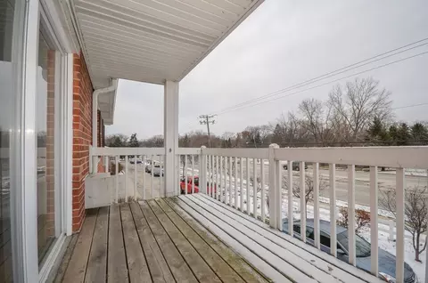 535 Maple Ave, Lisle, IL 60532 photo 9