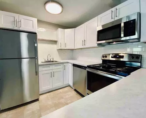 535 Maple Ave, Lisle, IL 60532 photo 13
