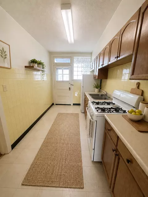 6234 N Bell Ave, Chicago, IL 60659 photo 18