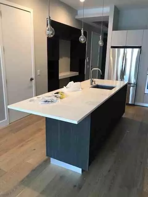 27 N 2nd St, Philadelphia, PA 19106