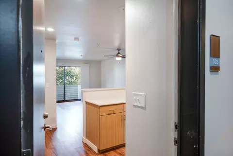 3236 SW Avalon Way, Seattle, WA 98126