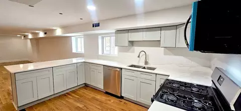 4201 W Kamerling Ave, Chicago, IL 60651