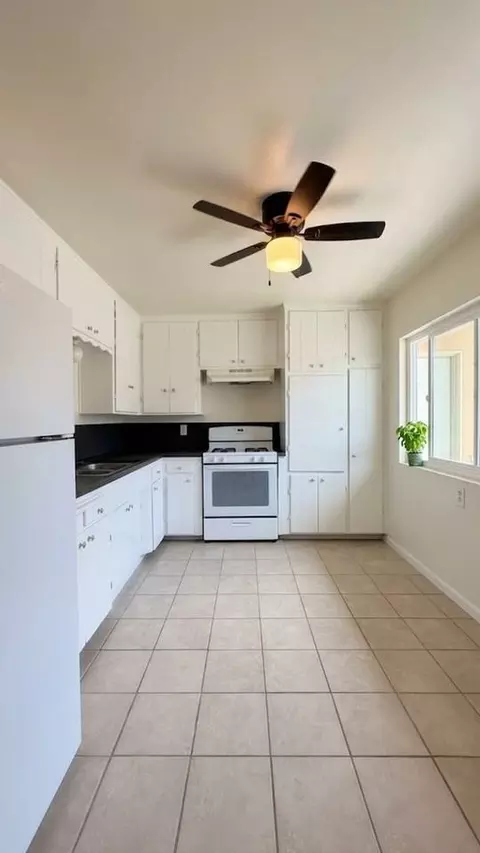 421 N Weitzel St, Oceanside, CA 92054 photo 8
