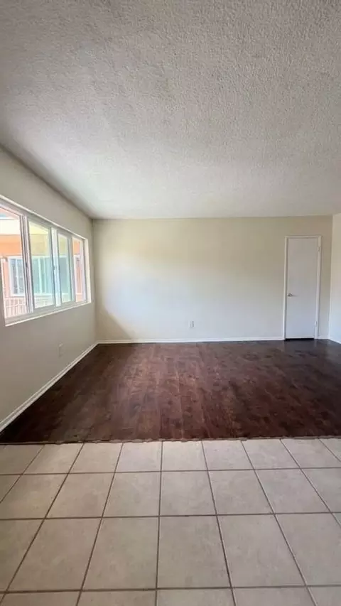 421 N Weitzel St, Oceanside, CA 92054 photo 3