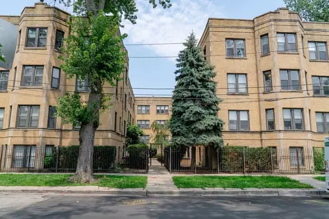 3002 W Ainslie St, Chicago, IL 60625