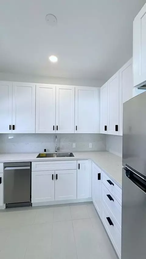 9312 W Olympic Blvd, Beverly Hills, CA 90212 photo 12