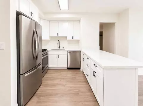 2611 W Baylor Cir, Anaheim, CA 92801
