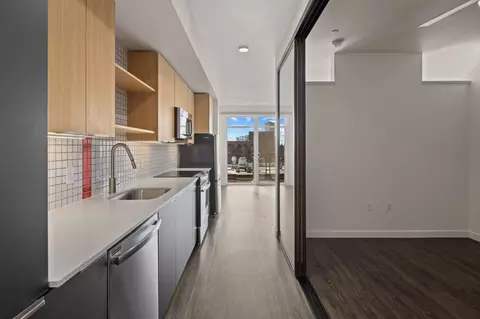 840 E Denny Way, Seattle, WA 98122