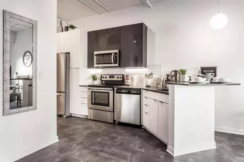 1303 N 10th St, Milwaukee, WI 53205 photo 12