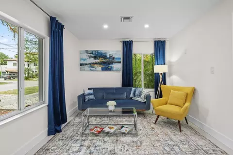 Undisclosed, Fort Lauderdale, FL 33301