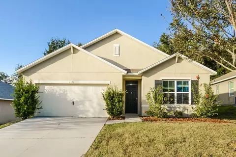2372 Valhalla Dr, Tavares, FL 32778