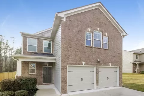 1210 Pebble Rock Rd, Hampton, GA 30228